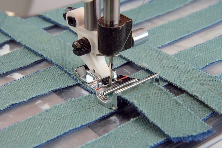Chenille Stitching Foot
